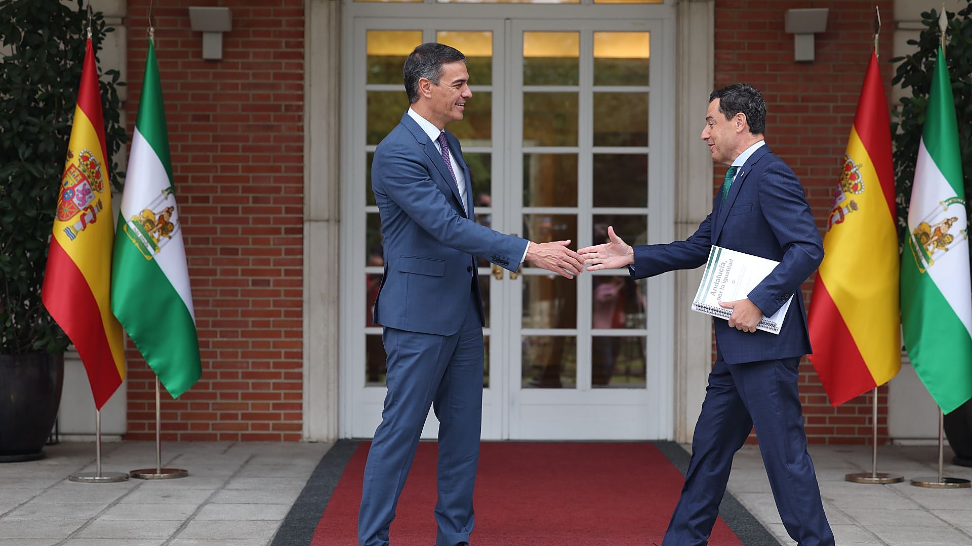 Head of regional goverment after summit meeting with Spain's PM Pedro